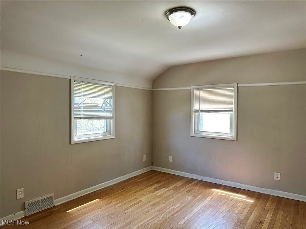 4110 Ridgeview Road Cleveland, OH 44144 - Photo 7 of 13 Gallery Image 7