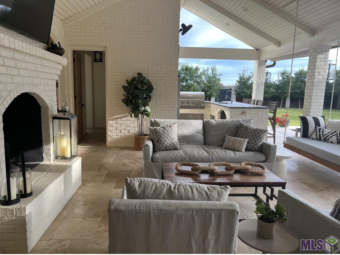 5243 Whitehaven Street Baton Rouge, LA 70808 - Photo 1 of 9 Gallery Image 1