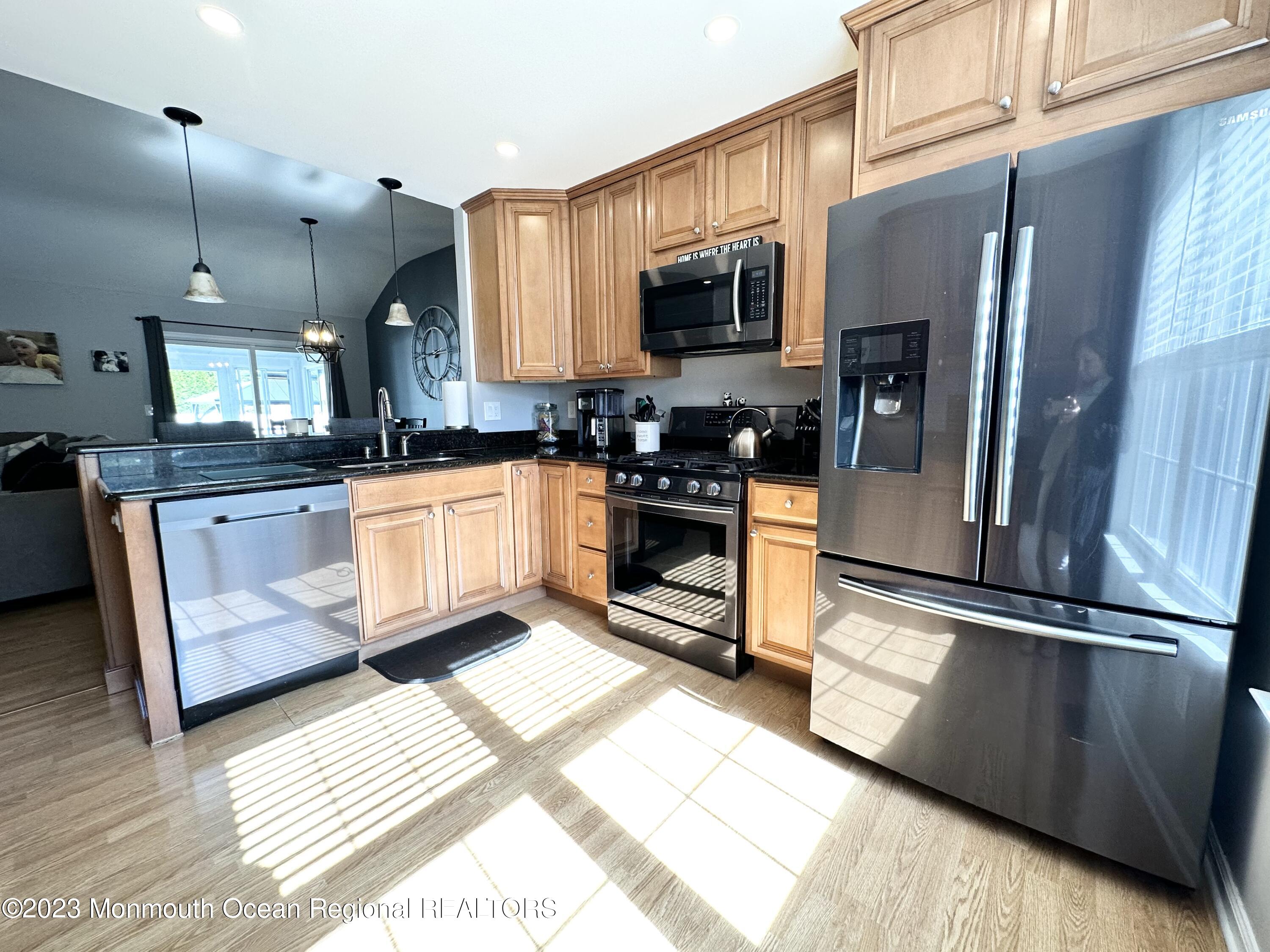 158 Sextant Road Manahawkin, NJ 08050 - Photo 19 of 59 E1A91F09-5C33-4D59-BE5A-4E1FB4768AC3