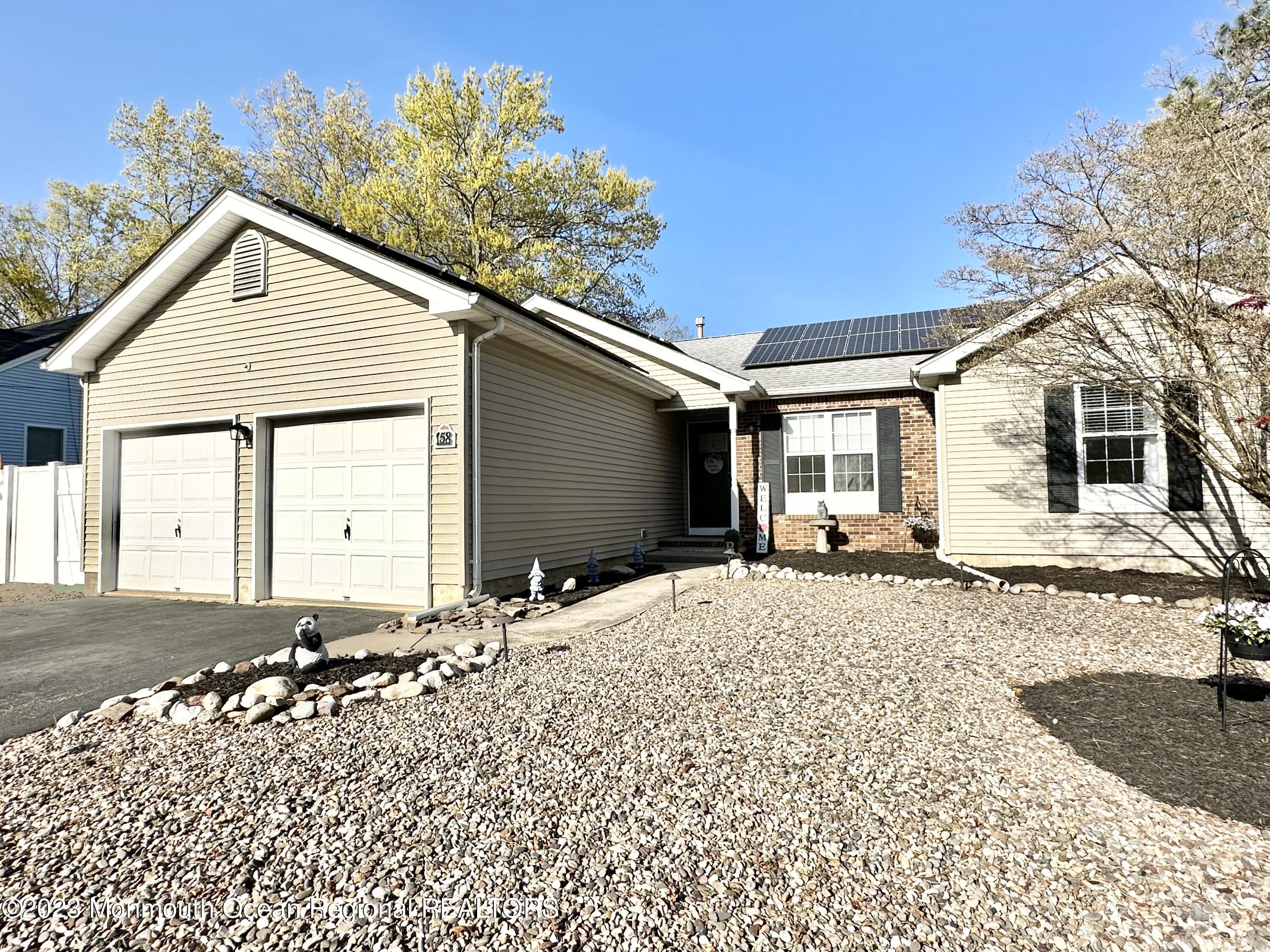 158 Sextant Road Manahawkin, NJ 08050 - Photo 3 of 59 76D27B70-C7B4-449D-AAFB-2A25738C7A82