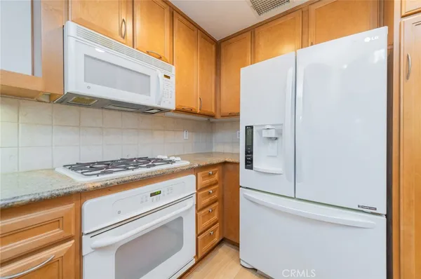 $4,200 | 108 Jadestone, Irvine, CA 92603