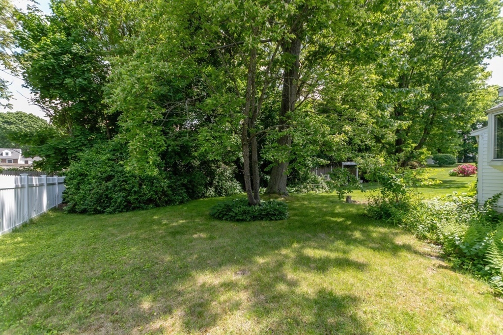 129 Radcliffe Road Belmont, MA 02478 - Photo 5 of 9 Gallery Image 5