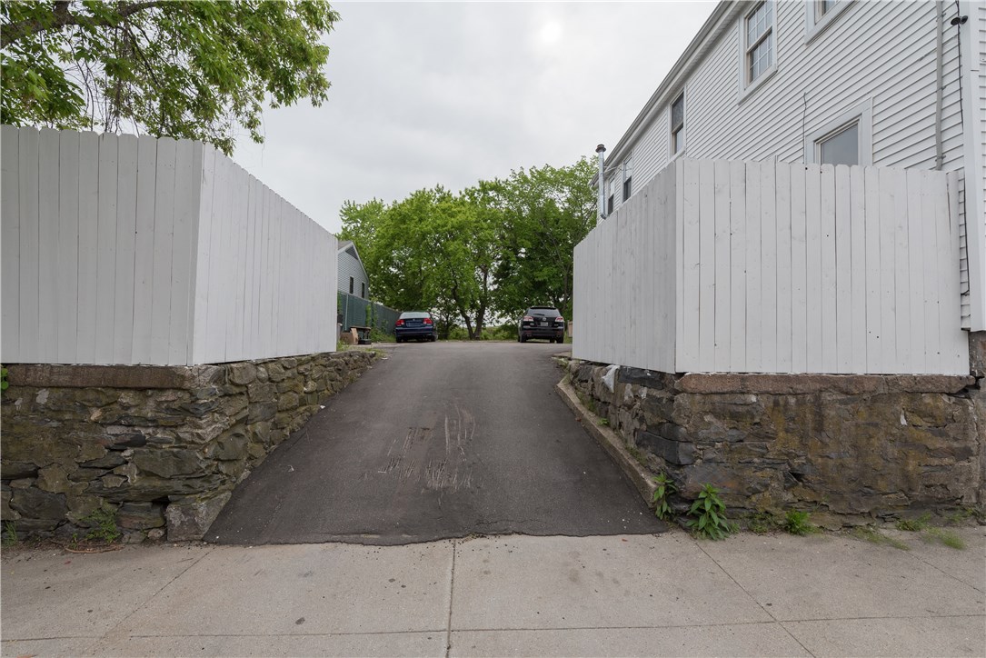 146 Arnold Street Woonsocket, RI 02895 - Photo 8 of 23 Gallery Image 8