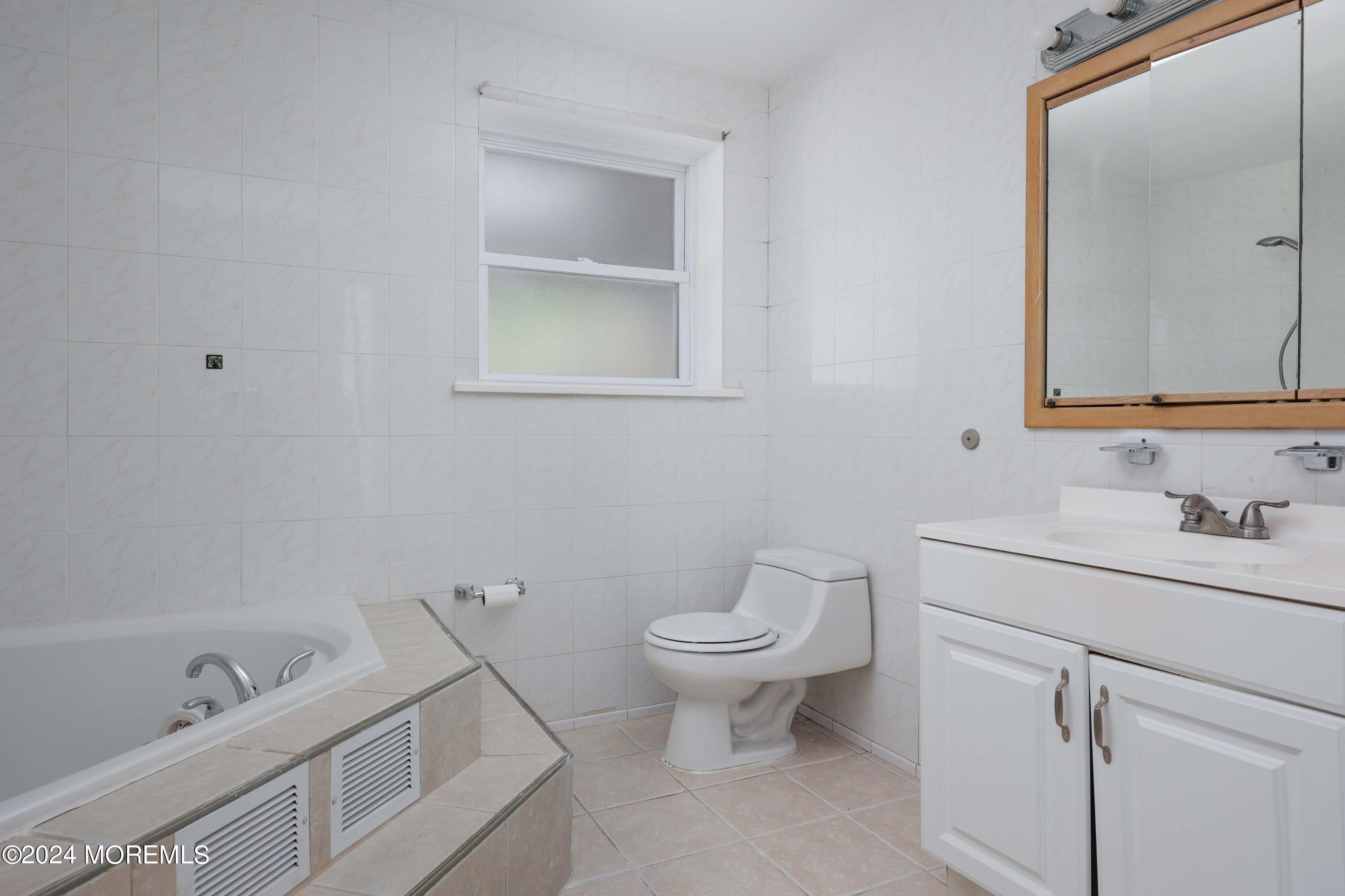 42 Brown Road Morganville, NJ 07751 - Photo 25 of 43 758A0400