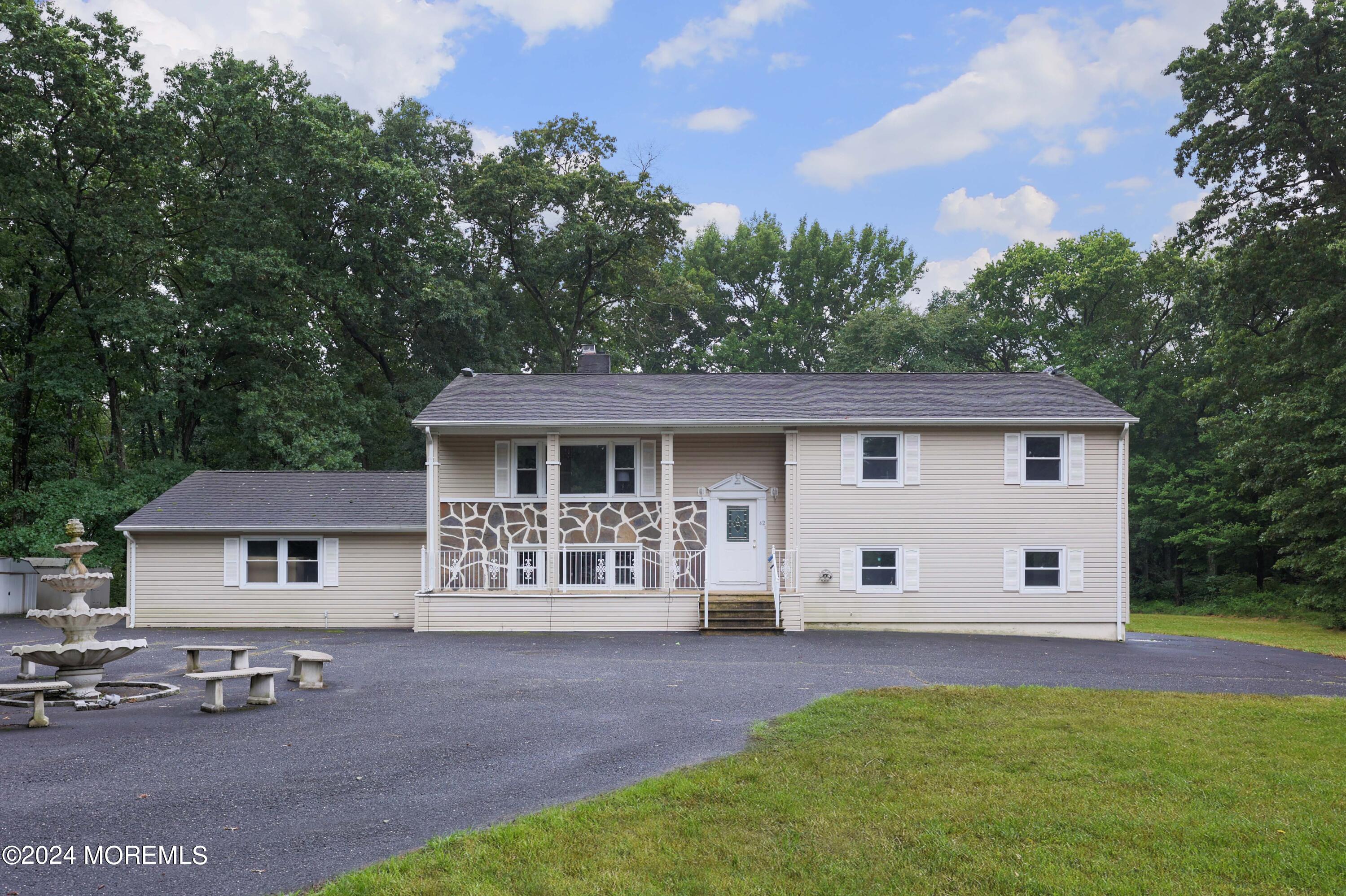 42 Brown Road Morganville, NJ 07751 - Photo 41 of 43 758A0150