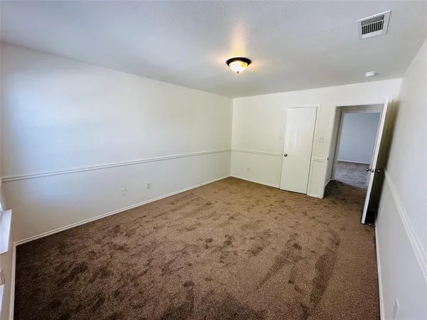 $2,350 | 421 Sandy Creek Drive, Fort Worth, TX 76131