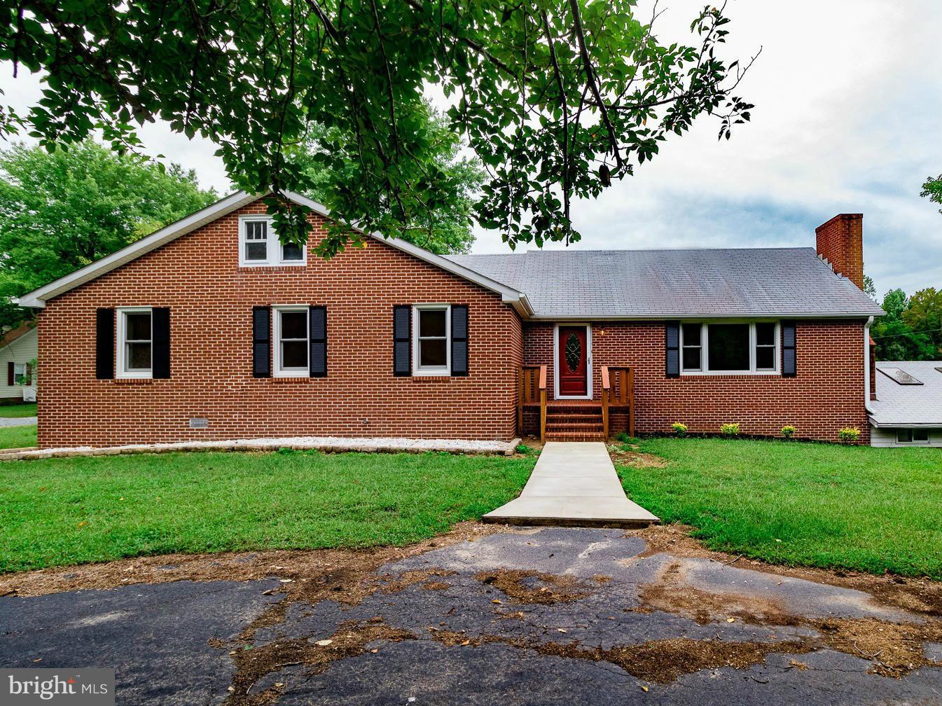 Exterior (Front)