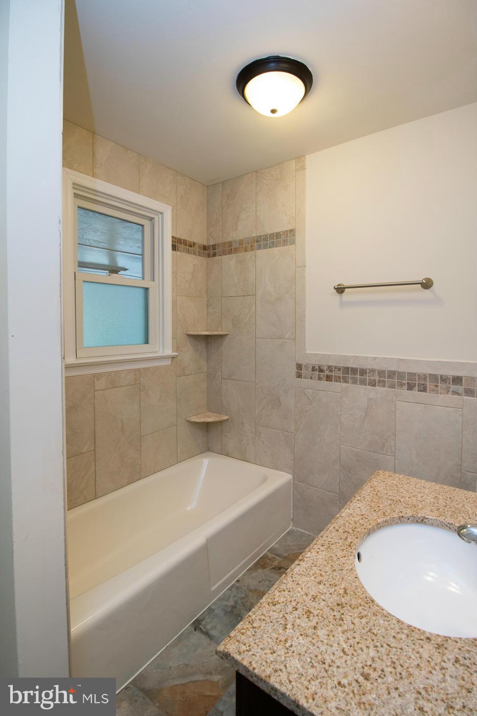 9182 Dahlgren Road King George, VA 22485 - Photo 11 of 30 Hall Bath
