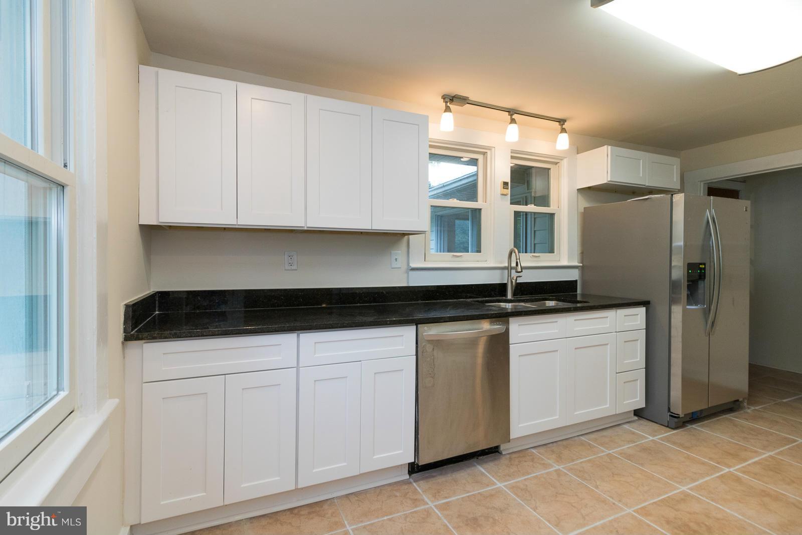 9182 Dahlgren Road King George, VA 22485 - Photo 20 of 30 Kitchen