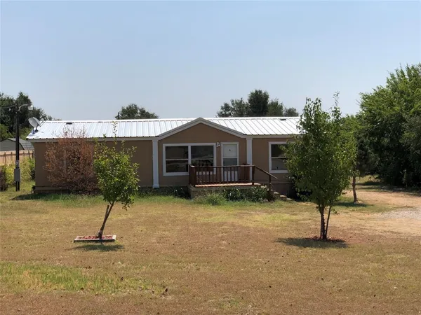 $1,600 | 104 Kailyn Lane, Weatherford, TX 76085