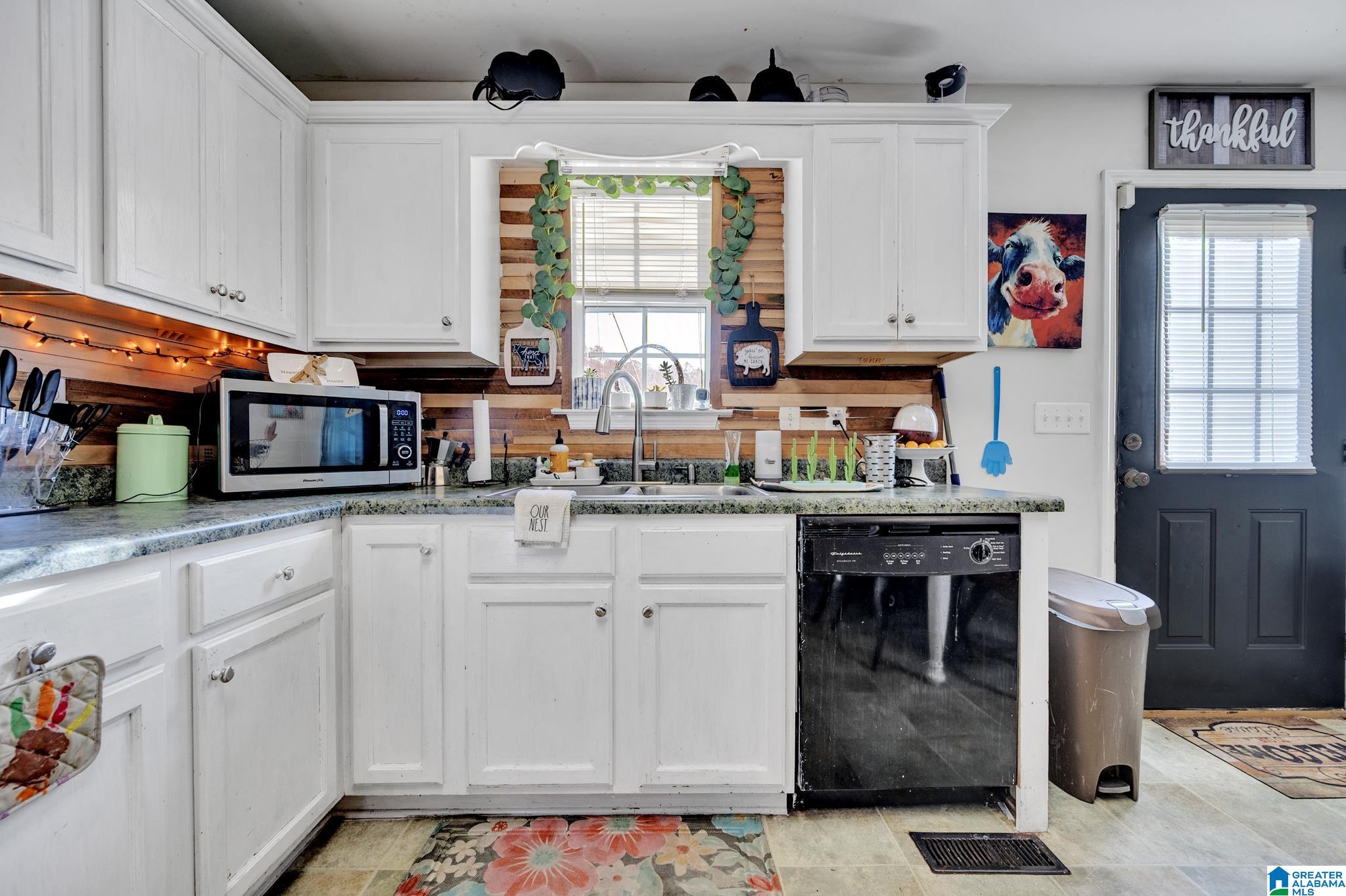 199 Quail Hollow Road Warrior, AL 35180 - Photo 12 of 21