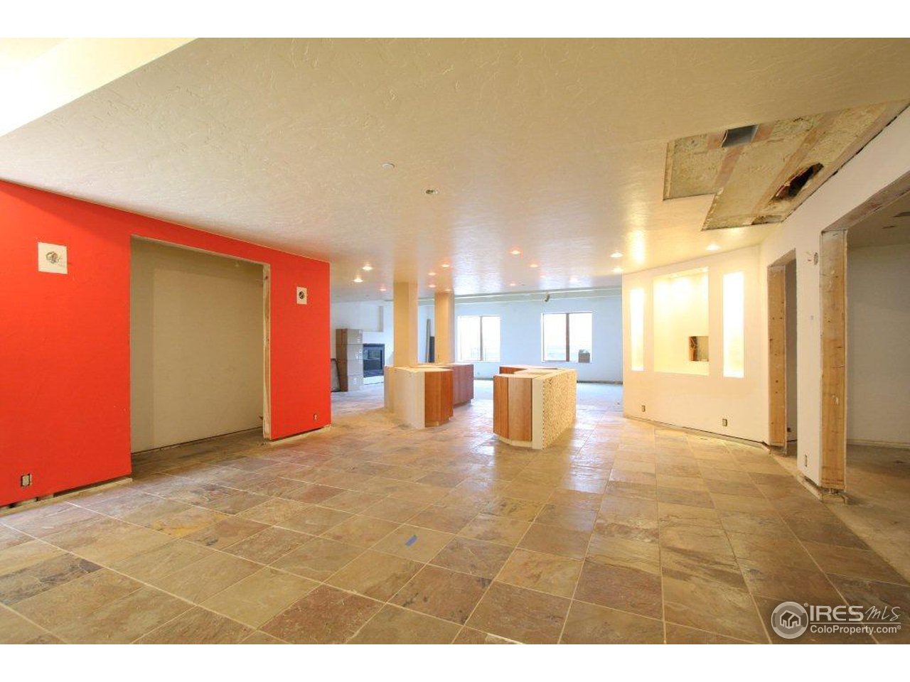 5385 Lookout Ridge Drive Boulder, CO 80301 - Photo 17 of 24 a view of a living room