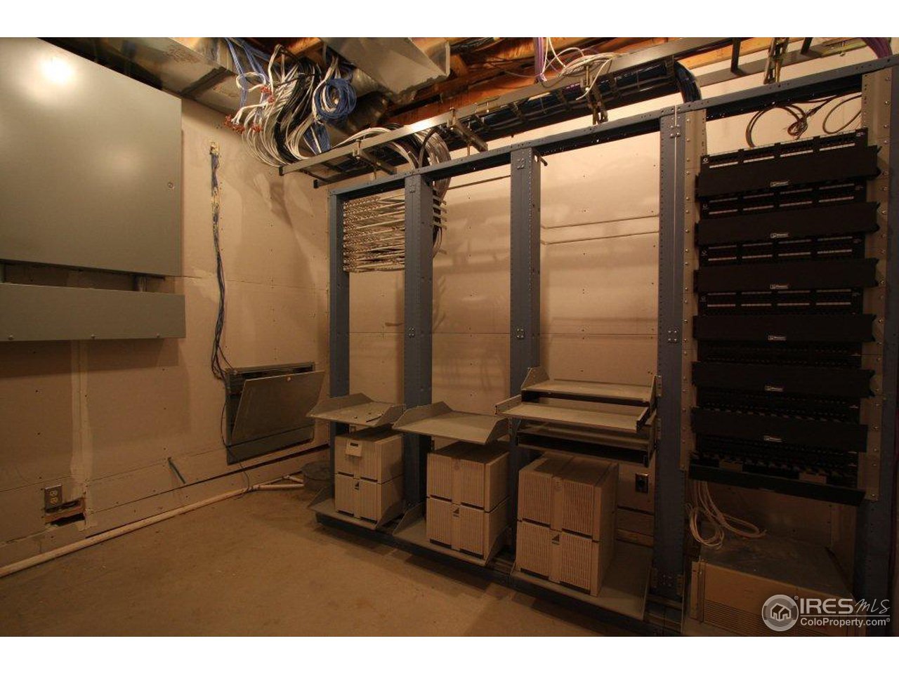 5385 Lookout Ridge Drive Boulder, CO 80301 - Photo 23 of 24 a view of outdoor space with wooden floor