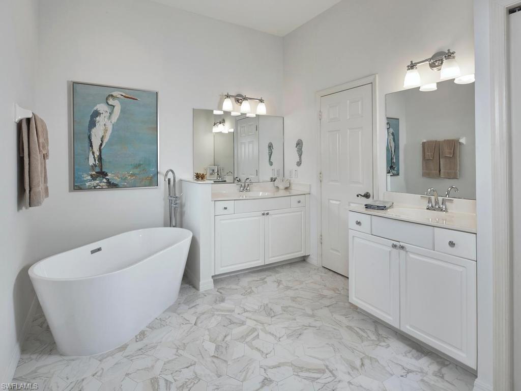 970 Egrets Run, Unit 201 Naples, FL 34108 - Photo 10 of 27