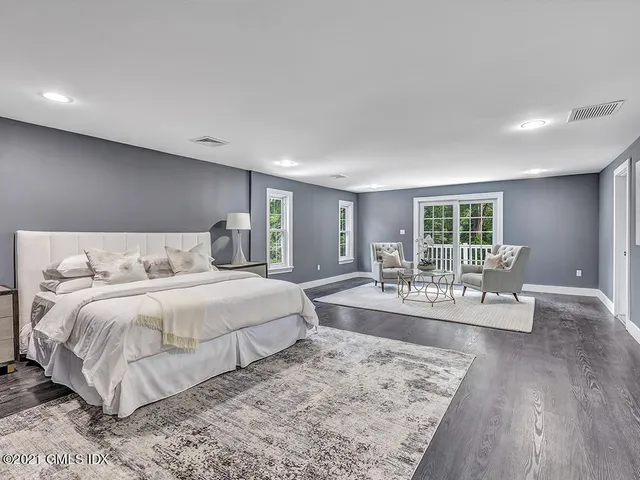 $4,750,000 | 23 Meeting House Road, Greenwich, CT 06831