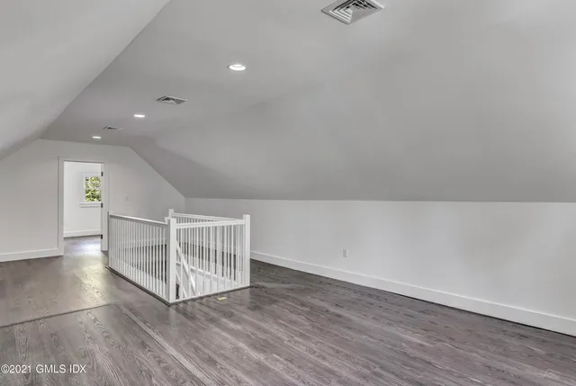 $4,750,000 | 23 Meeting House Road, Greenwich, CT 06831