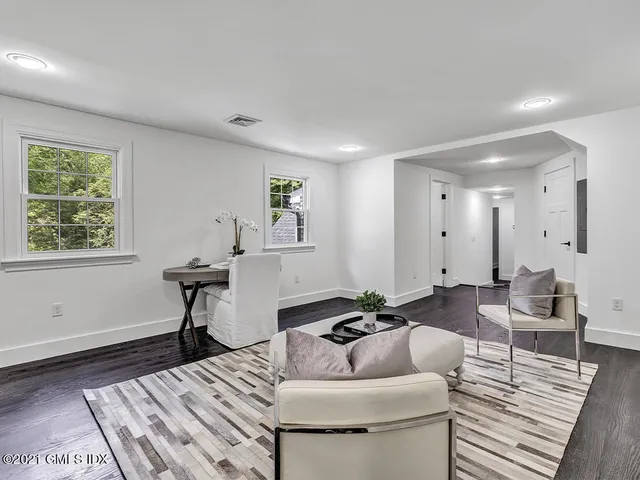 $4,750,000 | 23 Meeting House Road, Greenwich, CT 06831