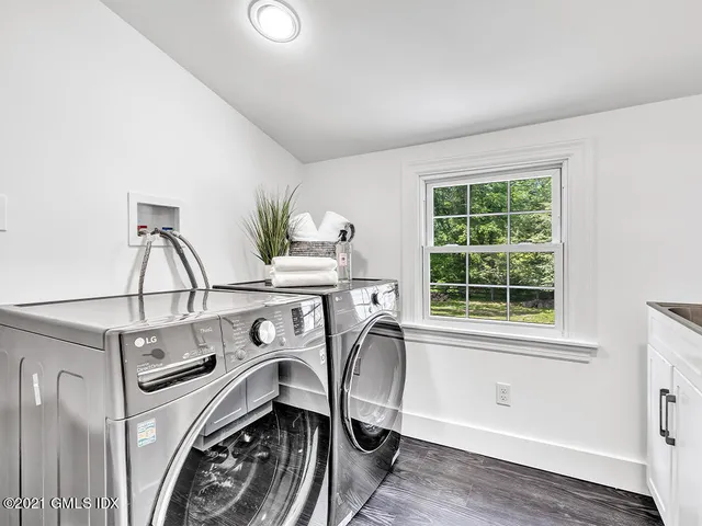 $4,750,000 | 23 Meeting House Road, Greenwich, CT 06831