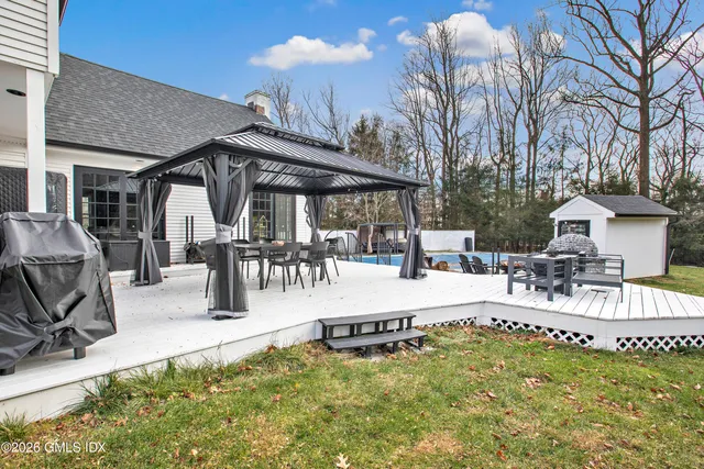 $4,750,000 | 23 Meeting House Road, Greenwich, CT 06831