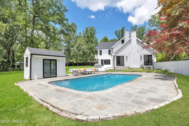 $4,750,000 | 23 Meeting House Road, Greenwich, CT 06831
