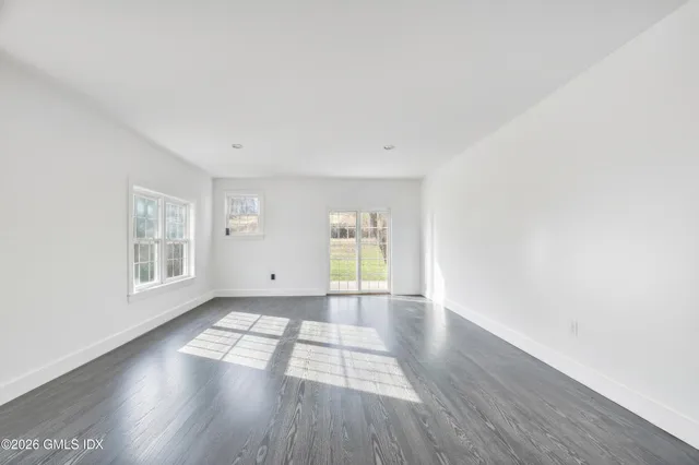 $4,750,000 | 23 Meeting House Road, Greenwich, CT 06831