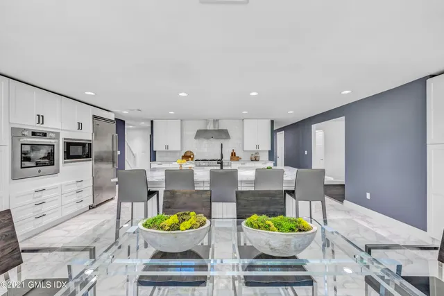 $4,750,000 | 23 Meeting House Road, Greenwich, CT 06831