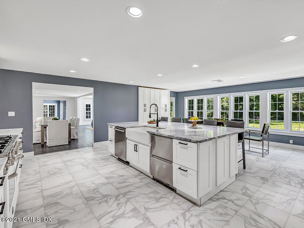 23 Meeting House Road Greenwich, CT 06831 - Photo 8 of 47 30_1024px