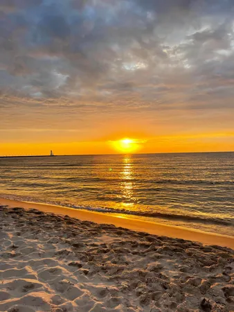$579,000 | 15 North Lakeshore Drive, Manistee, MI 49660