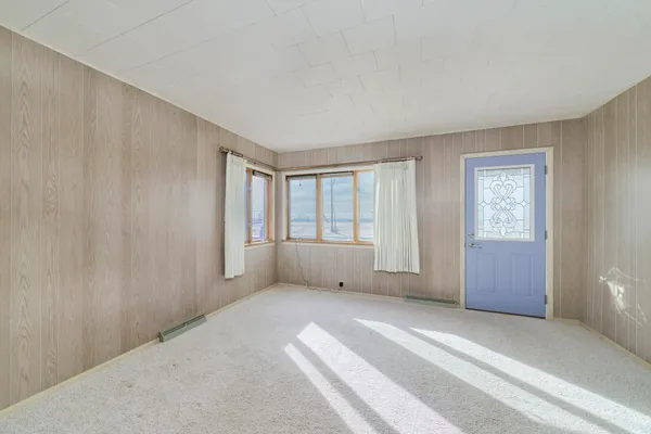 $579,000 | 15 North Lakeshore Drive, Manistee, MI 49660
