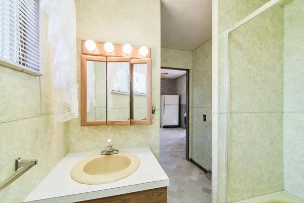 $579,000 | 15 North Lakeshore Drive, Manistee, MI 49660