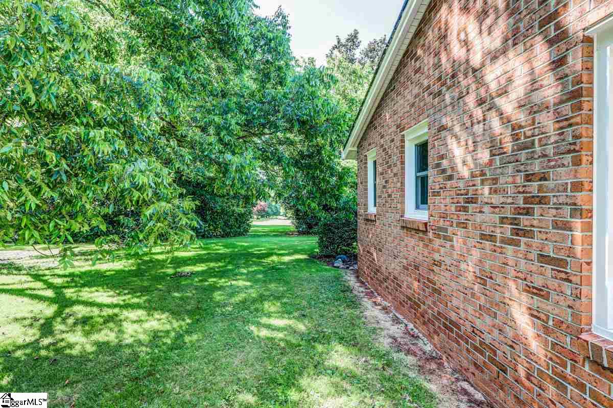 146 Briar Patch Road Anderson, SC 29621 - Photo 10 of 36