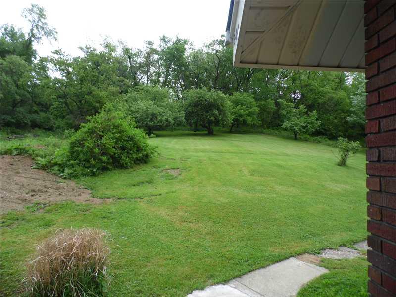 344 Wible Run Road Pittsburgh, PA 15209 - Photo 15 of 18 Yard/Garden.