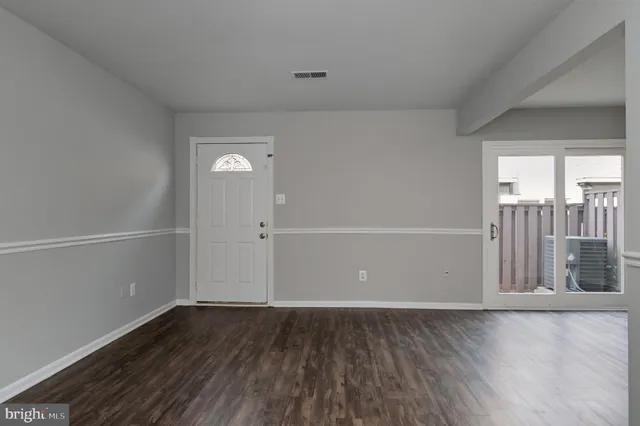 $295,000 | 3878 Havenwood Place, Unit 75D, Alexandria, VA 22309