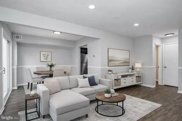 $299,000 | 3878 Havenwood Place, Unit 75D, Alexandria, VA 22309