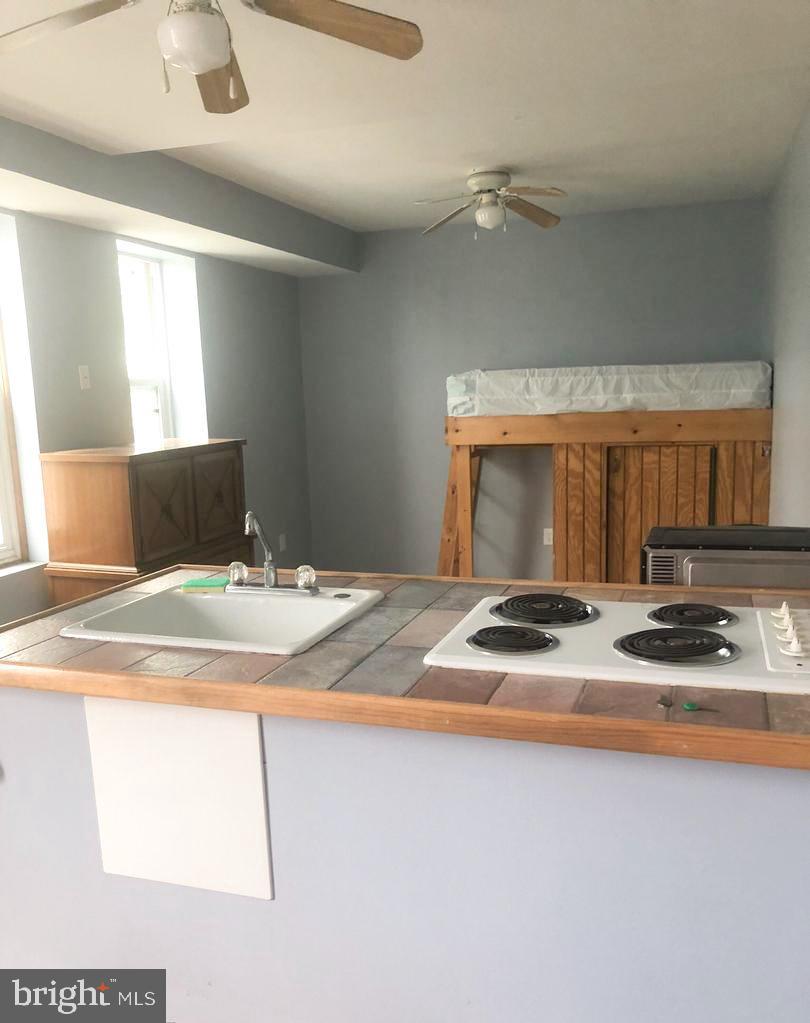 3125 North Front Street Philadelphia, PA 19133 - Photo 15 of 21
