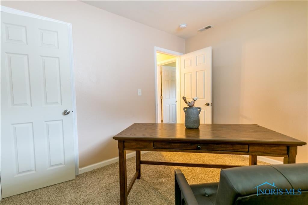 5447 Rowland Road Toledo, OH 43613 - Photo 31 of 36 Gallery Image 31