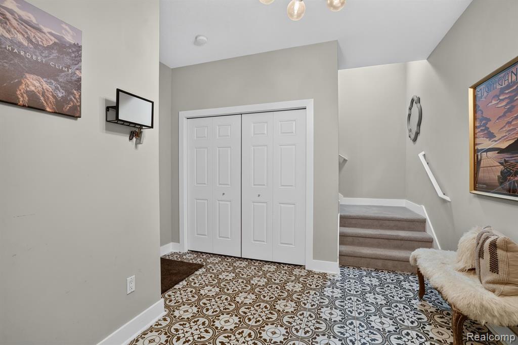 352 West Grand River Road, Unit 3 East Lansing, MI 48823 - Photo 29 of 35