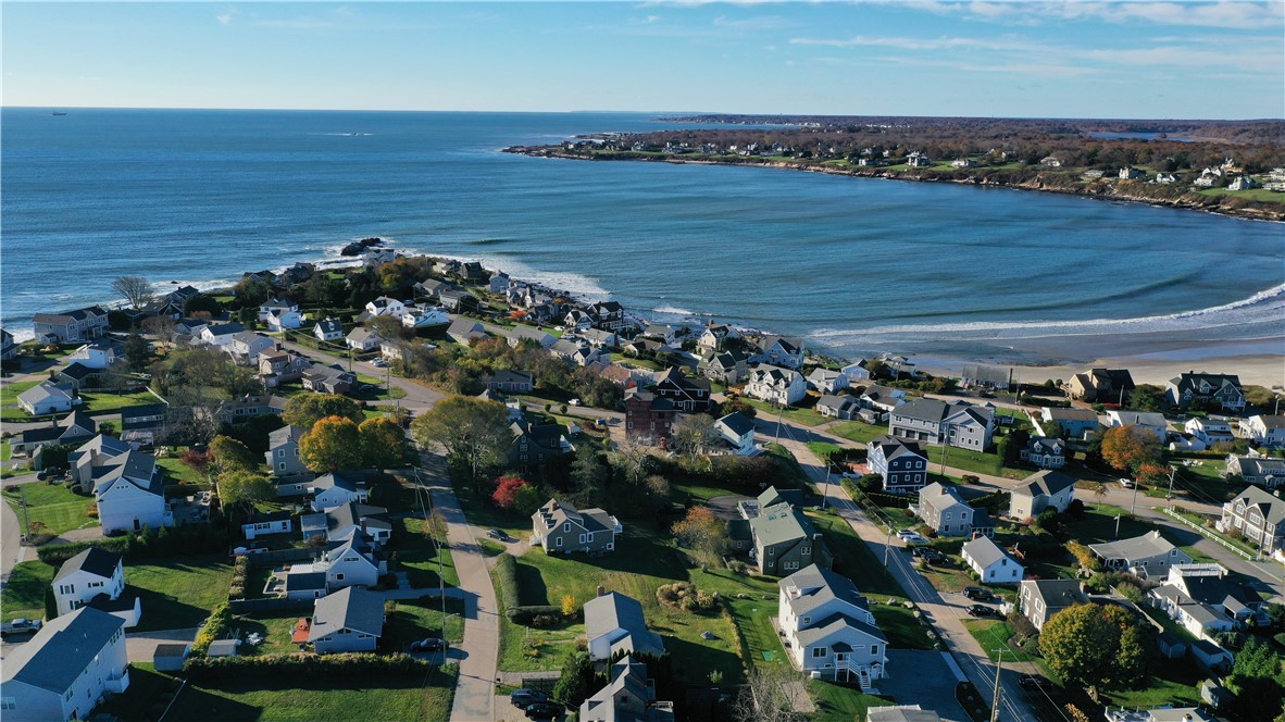 45 Leonard Bodwell Road Narragansett, RI 02882 - Photo 3 of 28 Gallery Image 3