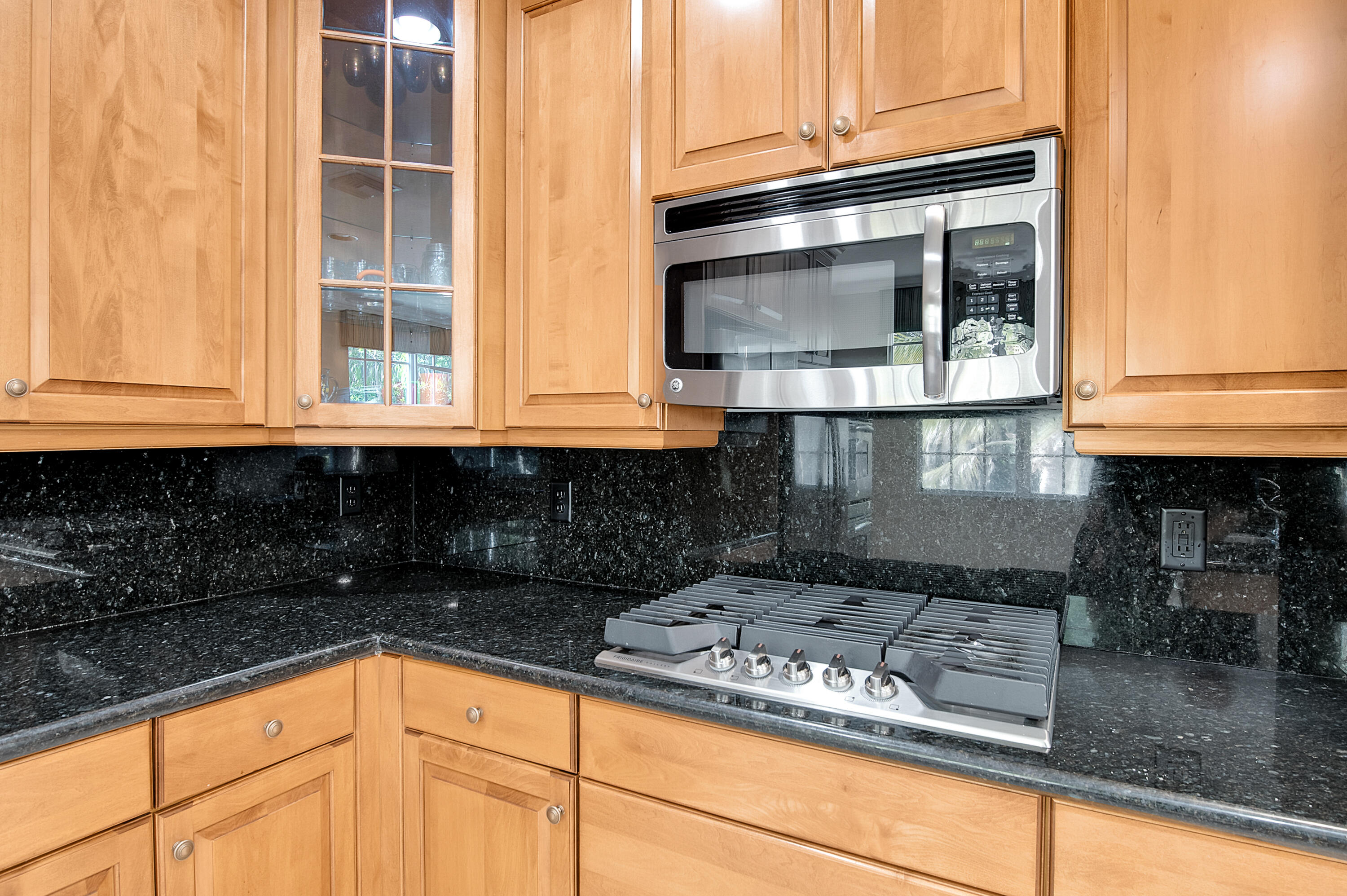 668 Northeast Francesca Lane Boca Raton, FL 33487 - Photo 18 of 52 688-26