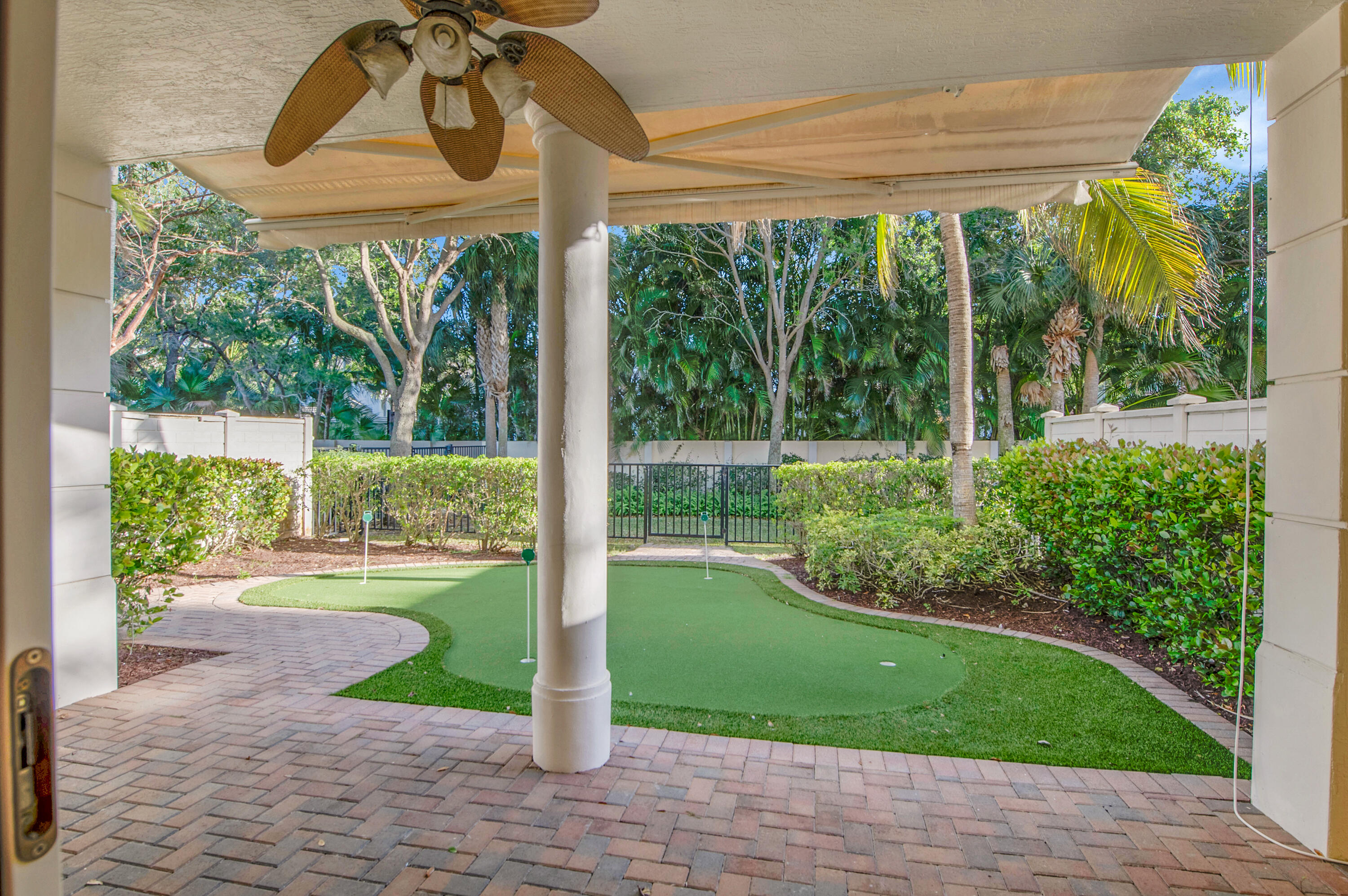 668 Northeast Francesca Lane Boca Raton, FL 33487 - Photo 43 of 52 688-52