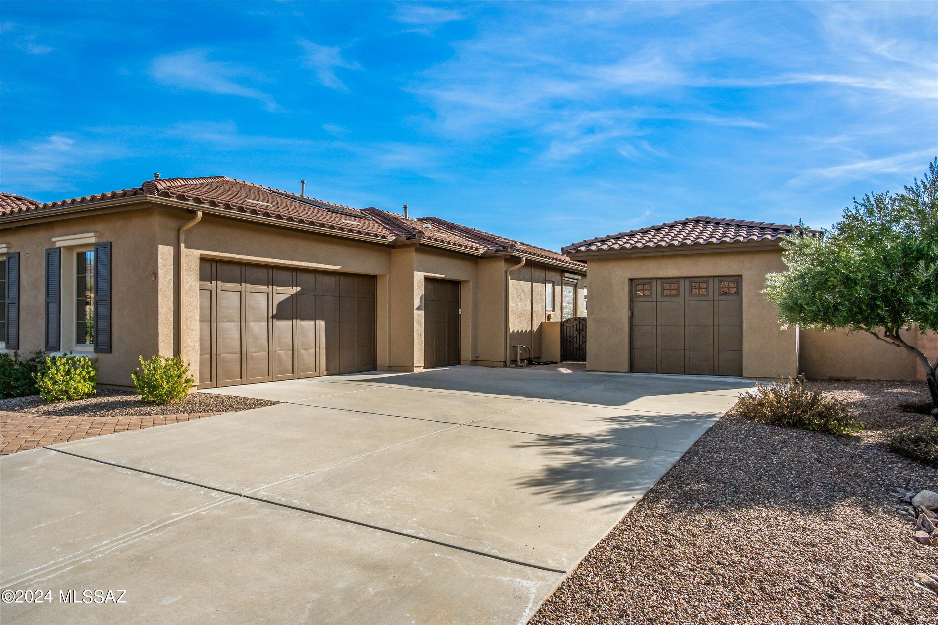66197 East Box Elder Road Tucson, AZ 85739 - Photo 10 of 40