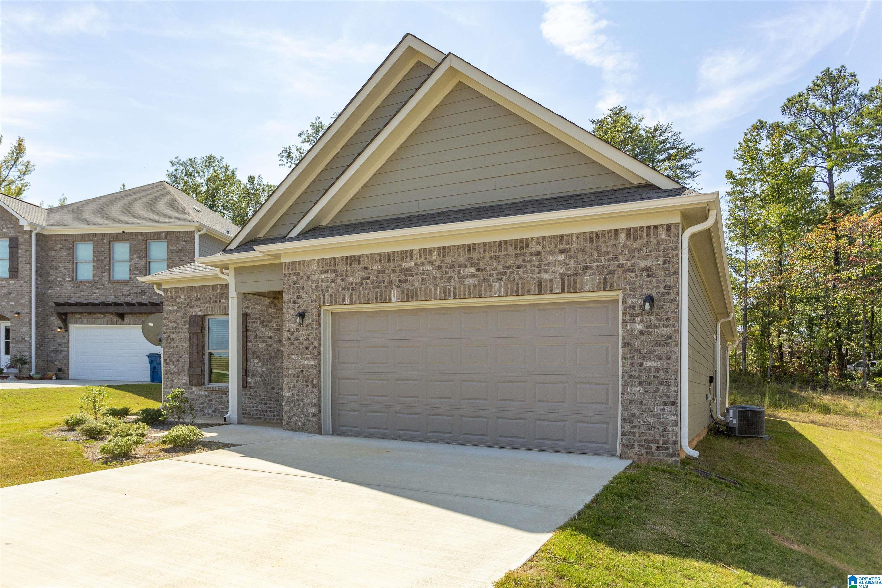 420 Ridgeview Circle Jemison, AL 35085 - Photo 4 of 41