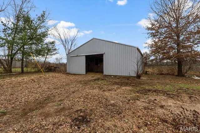 $300,000 | 31226 South Rock Church Road, Warrenton, MO 63383