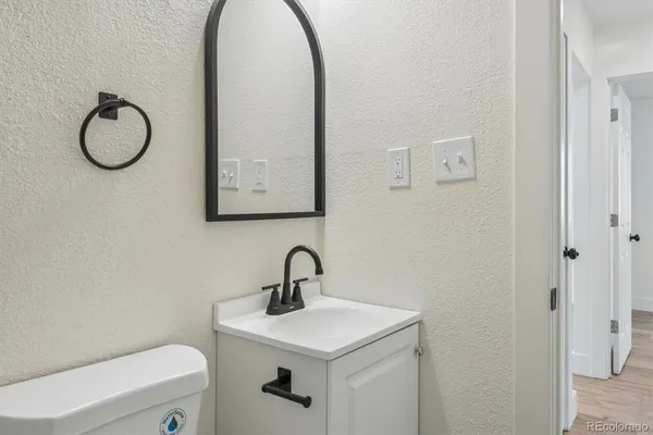 $3,250 | 936 Meade Street, Denver, CO 80204