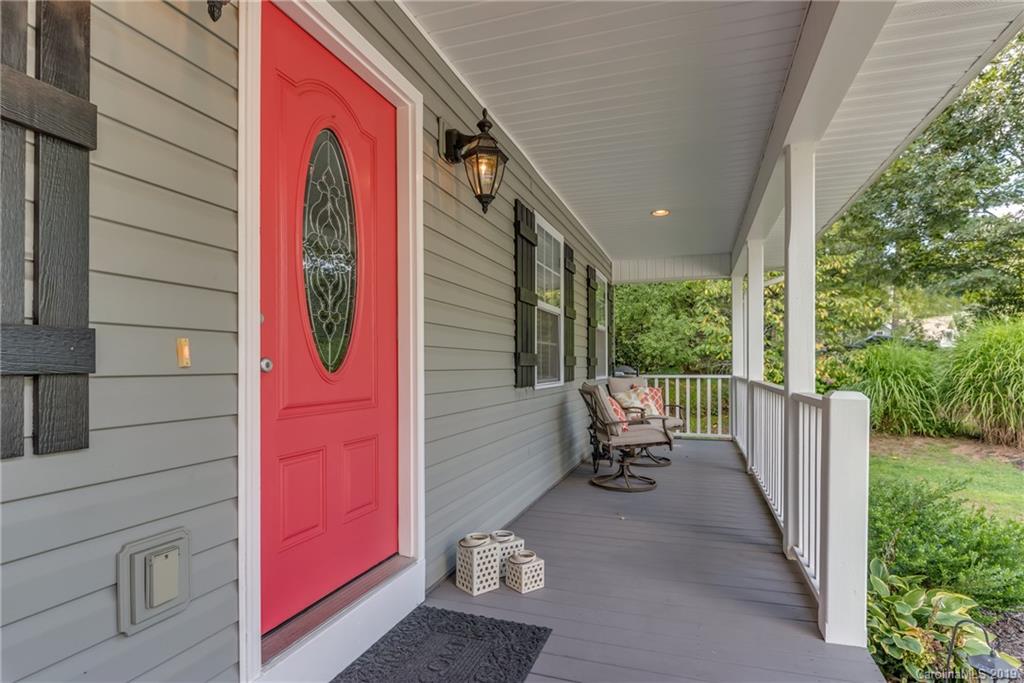 122 Jerico Ridge Road Fletcher, NC 28732 - Photo 3 of 35 Gallery Image 3
