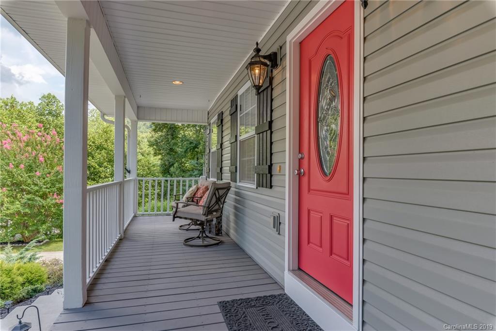122 Jerico Ridge Road Fletcher, NC 28732 - Photo 4 of 35 Gallery Image 4