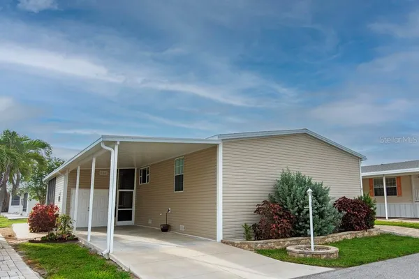 a front view of house with yard