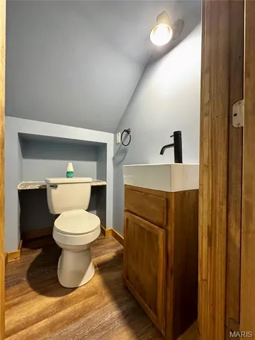 $195,000 | 29031 State Hwy V, Maywood, MO 63454