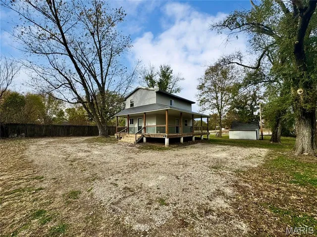 $195,000 | 29031 State Hwy V, Maywood, MO 63454