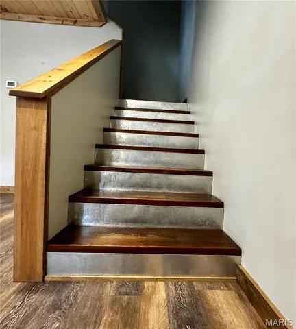 $195,000 | 29031 State Hwy V, Maywood, MO 63454